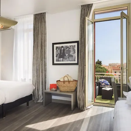 Hotel Western Des Orangers 4*